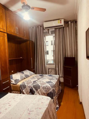 EXCELENTE QUARTO E SALA PARA até 5 PESSOAS POSTO 6 COPA